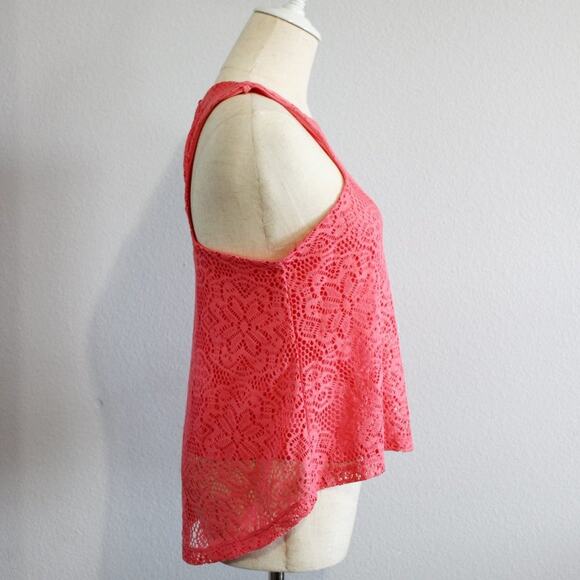 RNB Pink Laser Cut Sleeveless Blouse Size S Lined Inside High Low Style - Picture 4 of 6